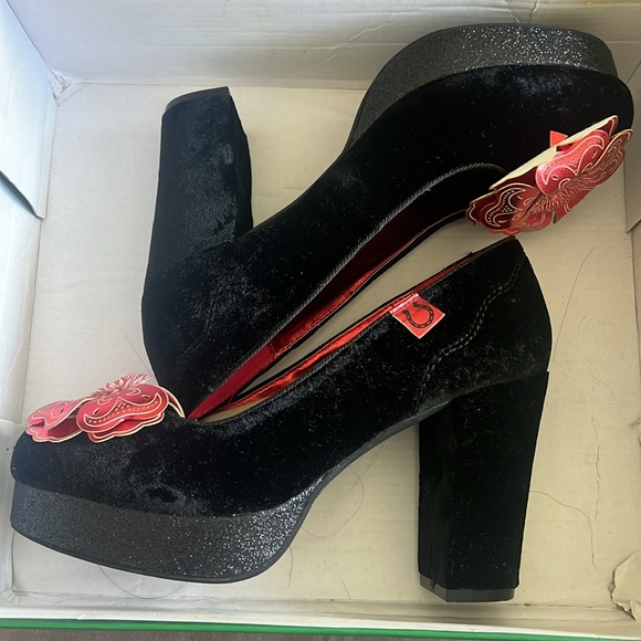 L fire heels - Picture 4 of 4